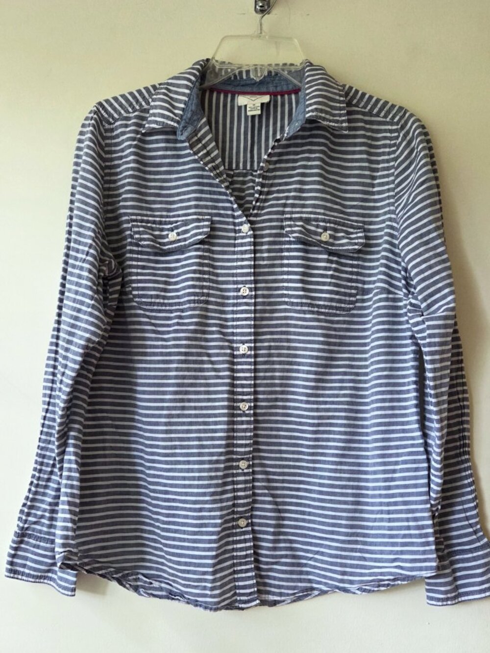 St John’s Bay sz M Striped White Light Blue Button Down Shirt Top Blouse Pockets